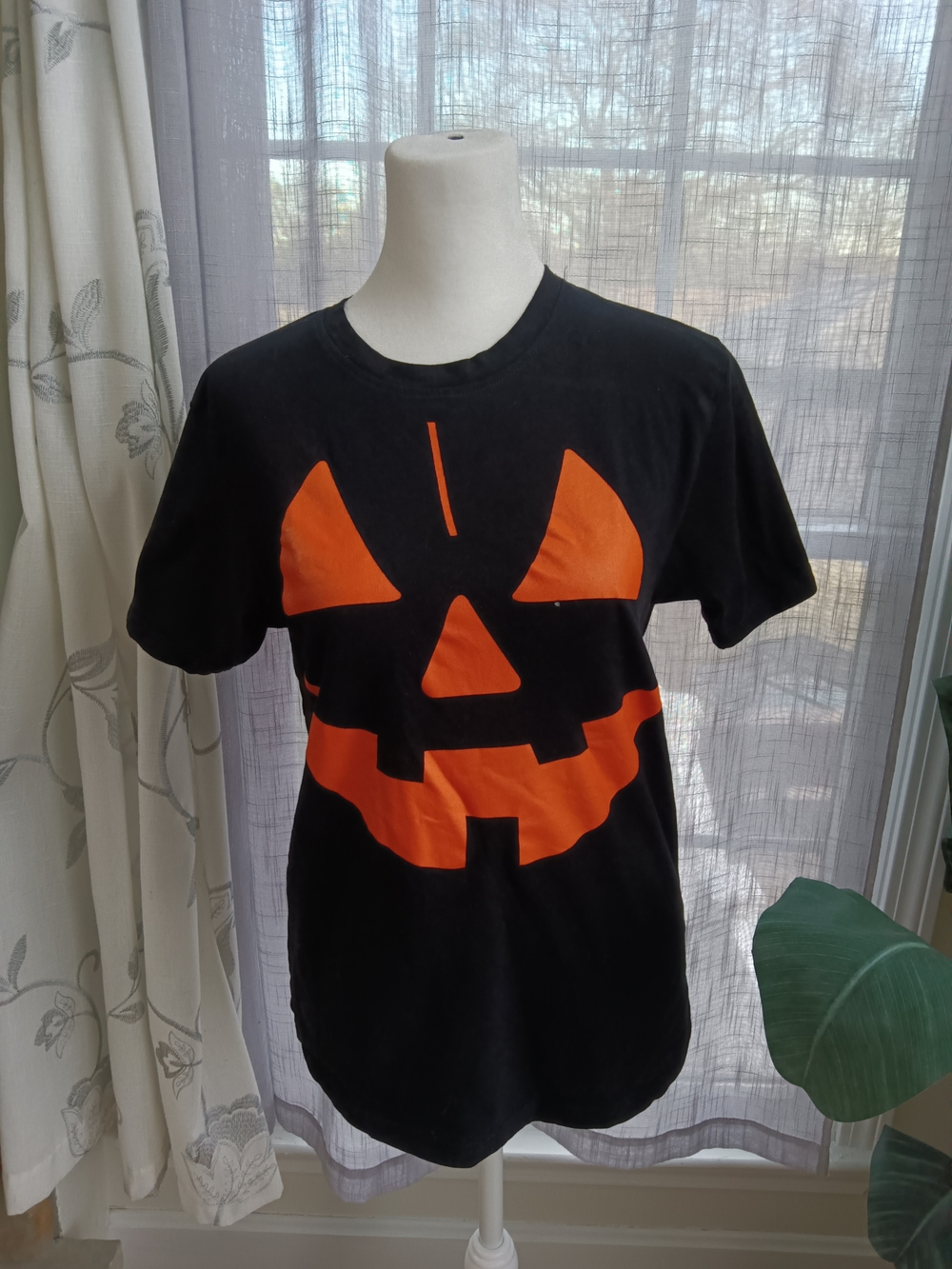 Black & Orange Jack-O'-Lantern Short Sleeve Tee
